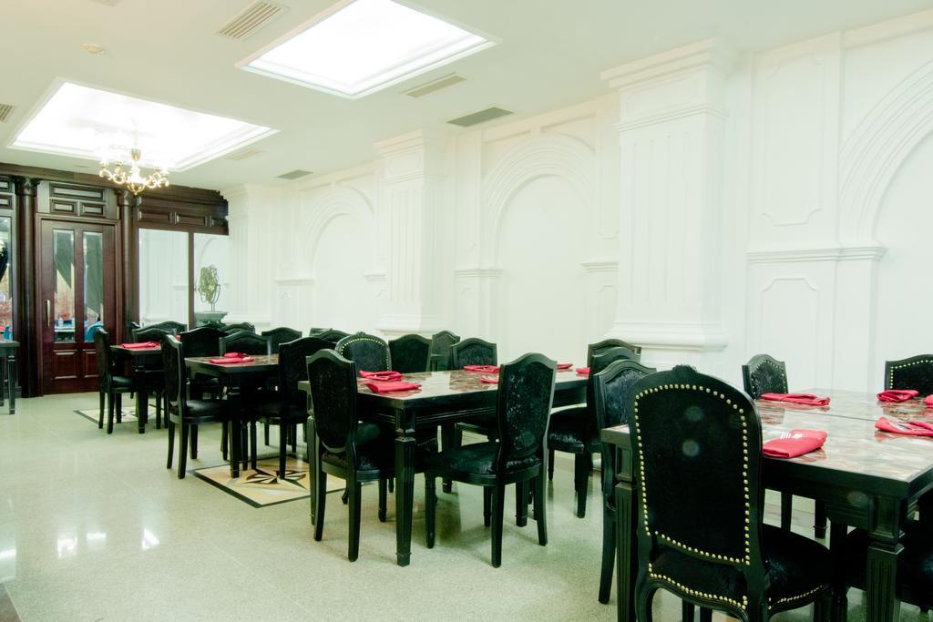 A&Em Signature Hotel Ho Chi Minh City Exterior photo