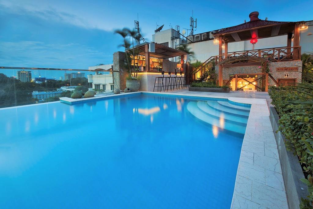 A&Em Signature Hotel Ho Chi Minh City Exterior photo