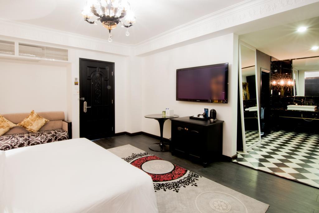 A&Em Signature Hotel Ho Chi Minh City Exterior photo