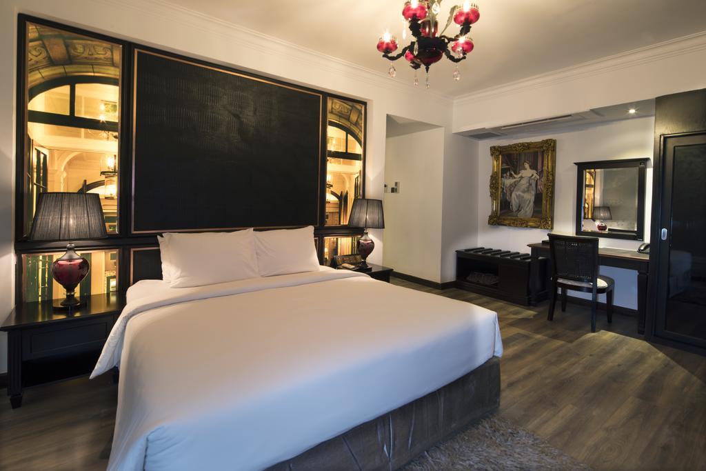 A&Em Signature Hotel Ho Chi Minh City Exterior photo
