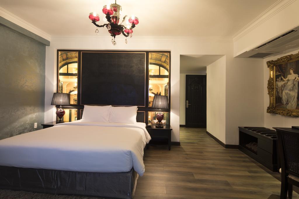 A&Em Signature Hotel Ho Chi Minh City Exterior photo