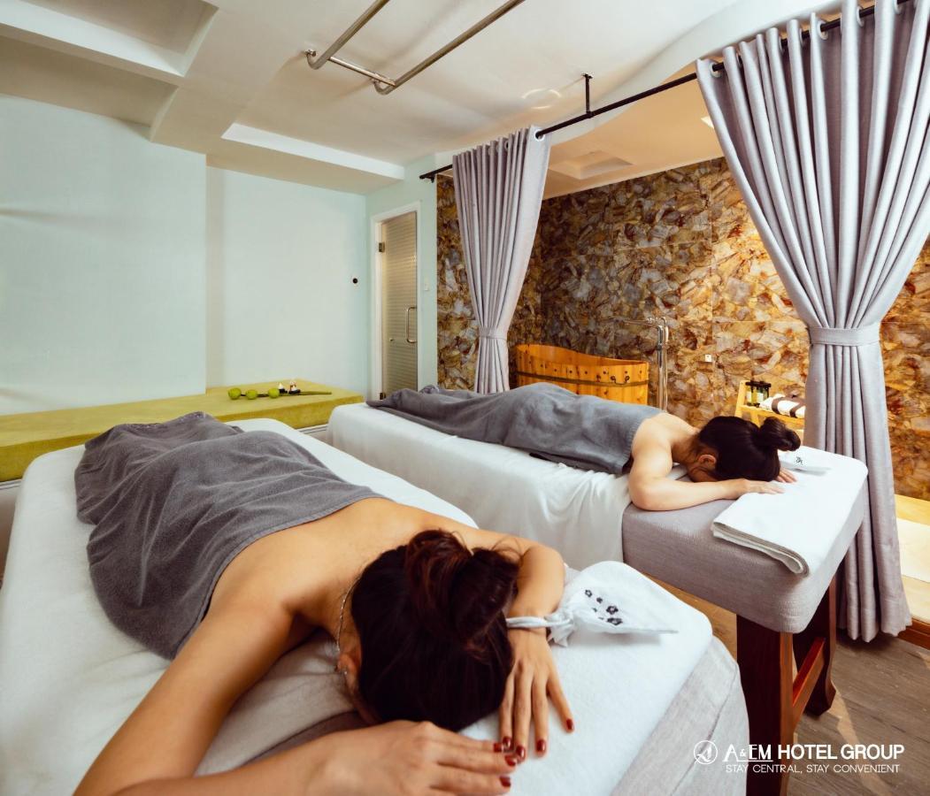 A&Em Signature Hotel Ho Chi Minh City Exterior photo