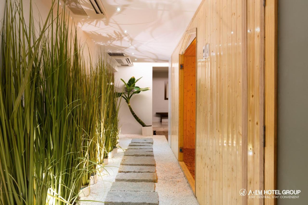A&Em Signature Hotel Ho Chi Minh City Exterior photo